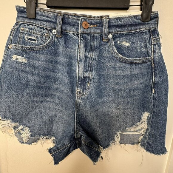 American Eagle High Rise Waist Mom Short Denim Distressed Blue Size 2 26 NWT NEW - Picture 2 of 6